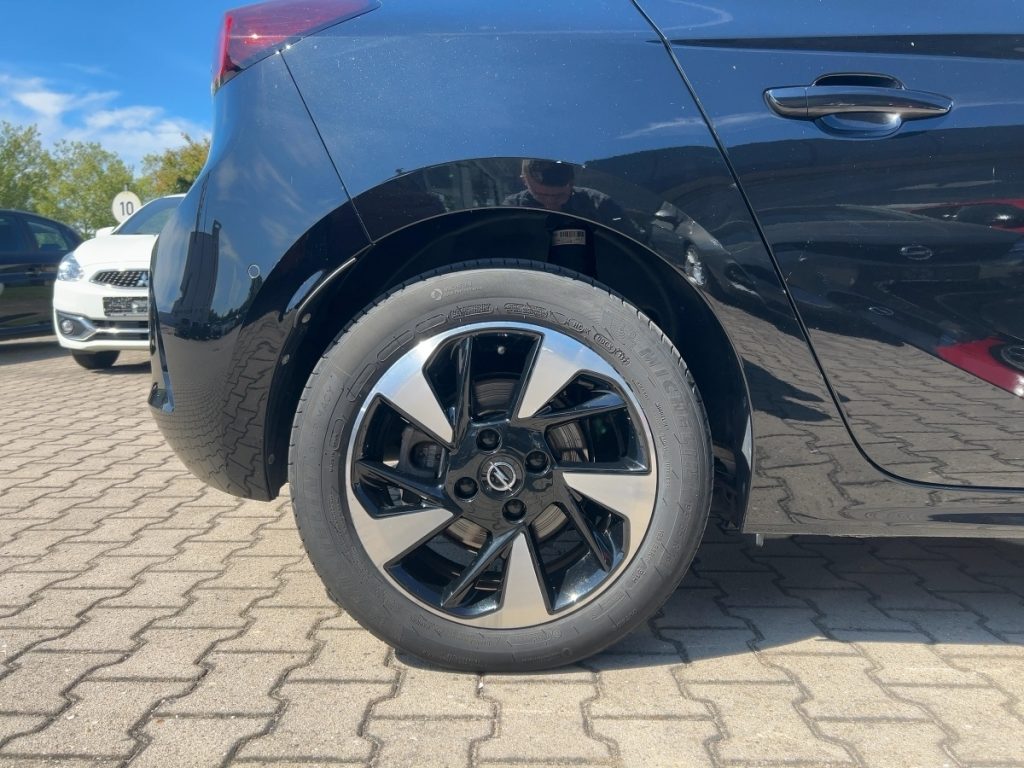 Opel Corsa F e Elegance